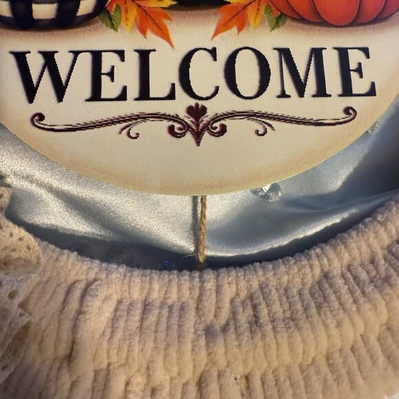 15" Fall Welcome wreath - Picture 7 of 7